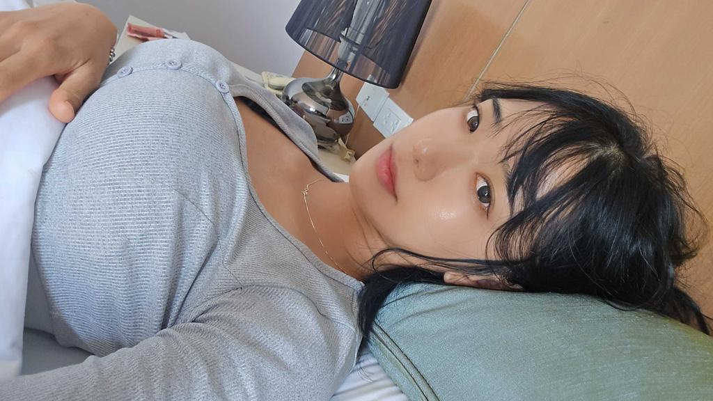 Hey guys I'm sick om - Jinnytty