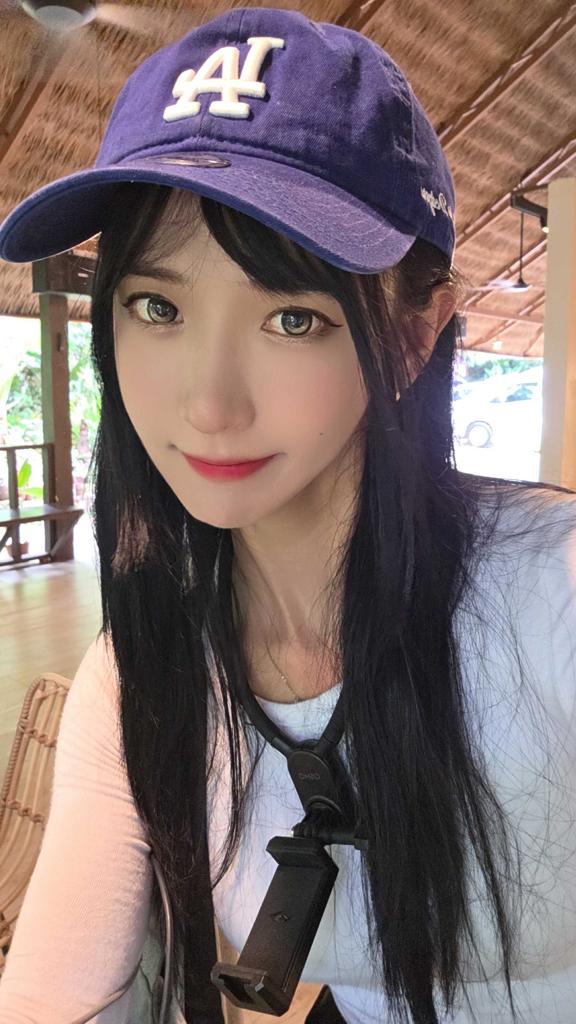 Hey Guys! Woke up just now  little change of plan today and Im gonna start strea