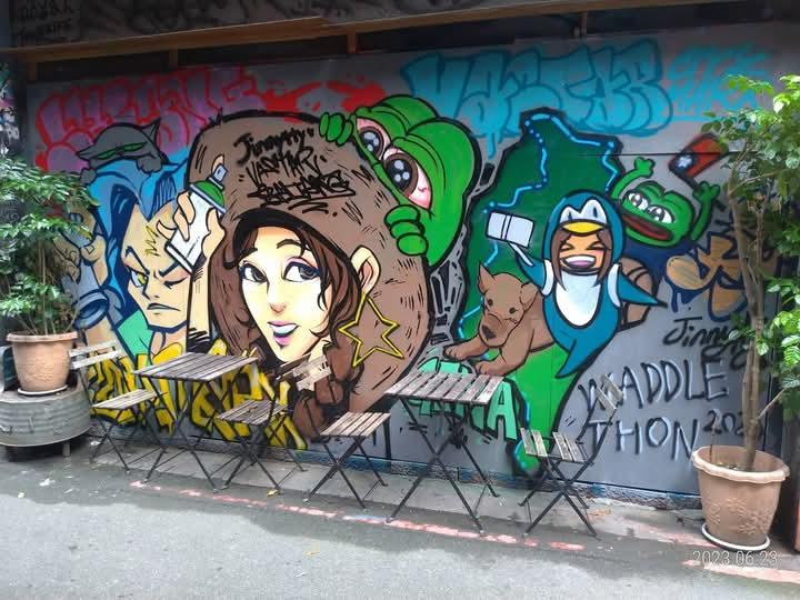 Fansmade-stuff 2025-11-01 ai生圖，3小啦 by bill5210 