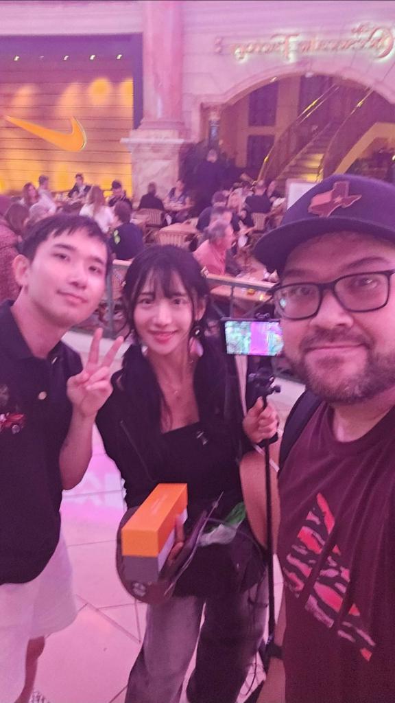 Fans Pics 2025-10-24  by albiezushi 