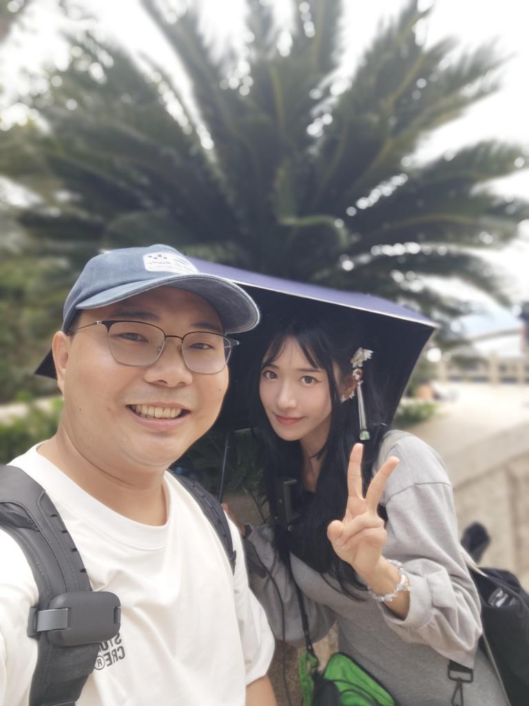 It was so nice to see you in Sanya.I will cherish these moments  🇨🇳