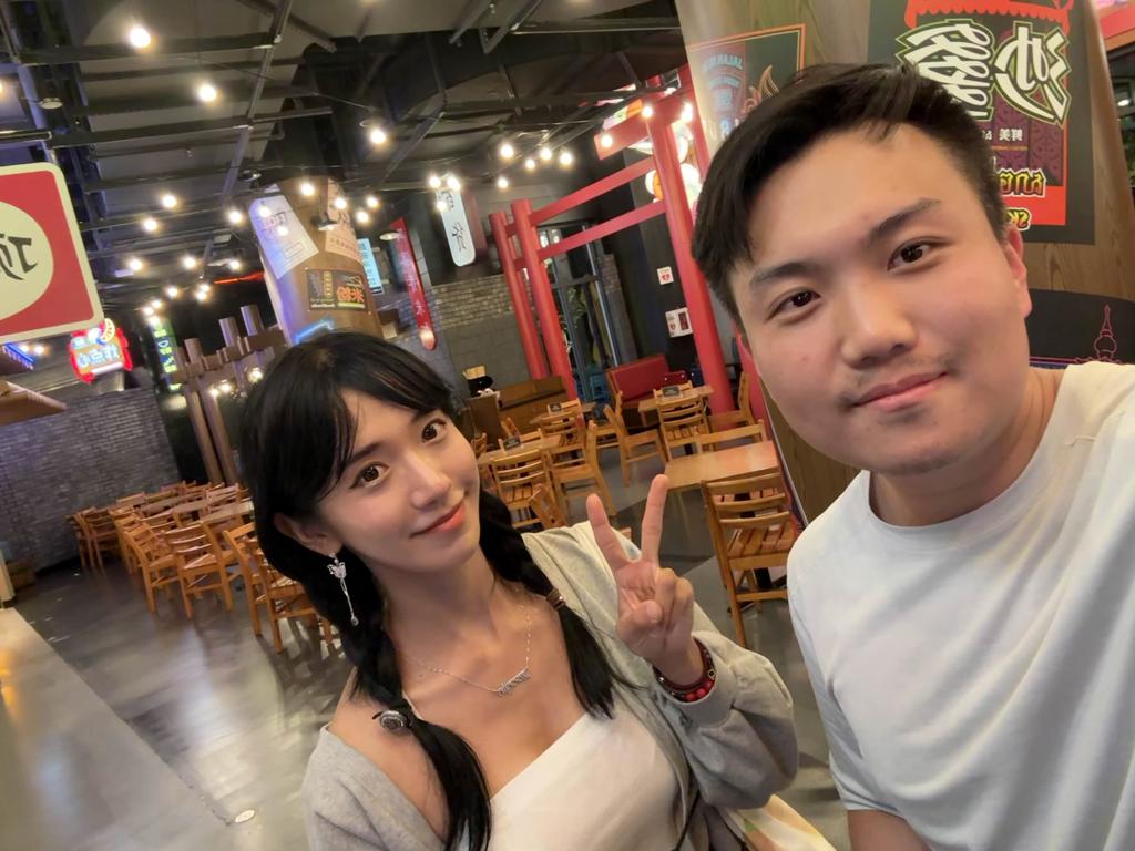 Lucky to meet Jinny at universal resort BJ  : - Jinnytty